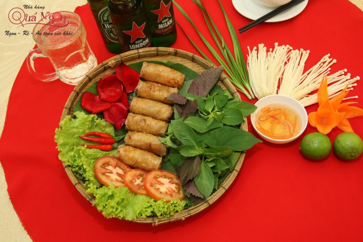 Nhà hàng Quá Ngon – 5 Bí quyết chiên chả giò giòn lâu hơn